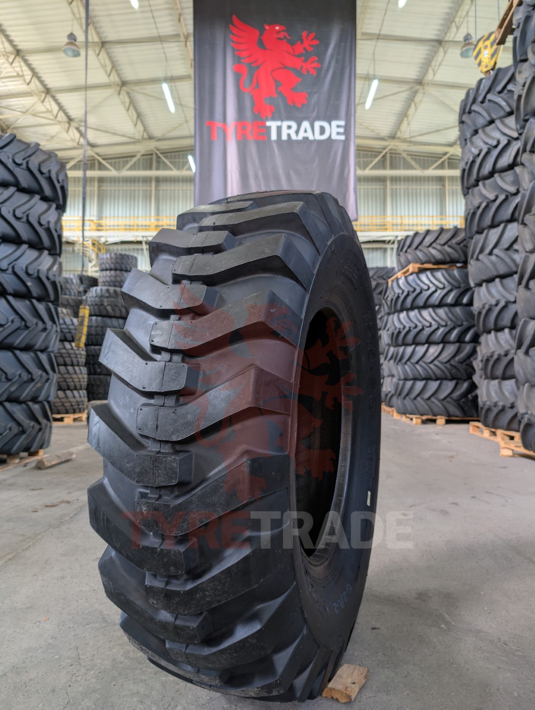 15.5-25 FORERUNNER QH808 G-2/L-2 16PR 142A8 TL 1 15.5-25 FORERUNNER QH808 G-2/L-2 16PR 142A8 TL 1