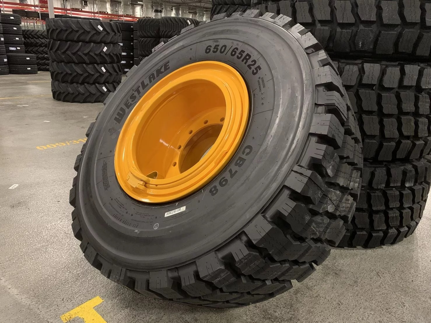 775/65R29 WESTLAKE CB798 WINTER E3/L3 213A2/195B TL 1 775/65R29 WESTLAKE CB798 WINTER E3/L3 213A2/195B TL 1
