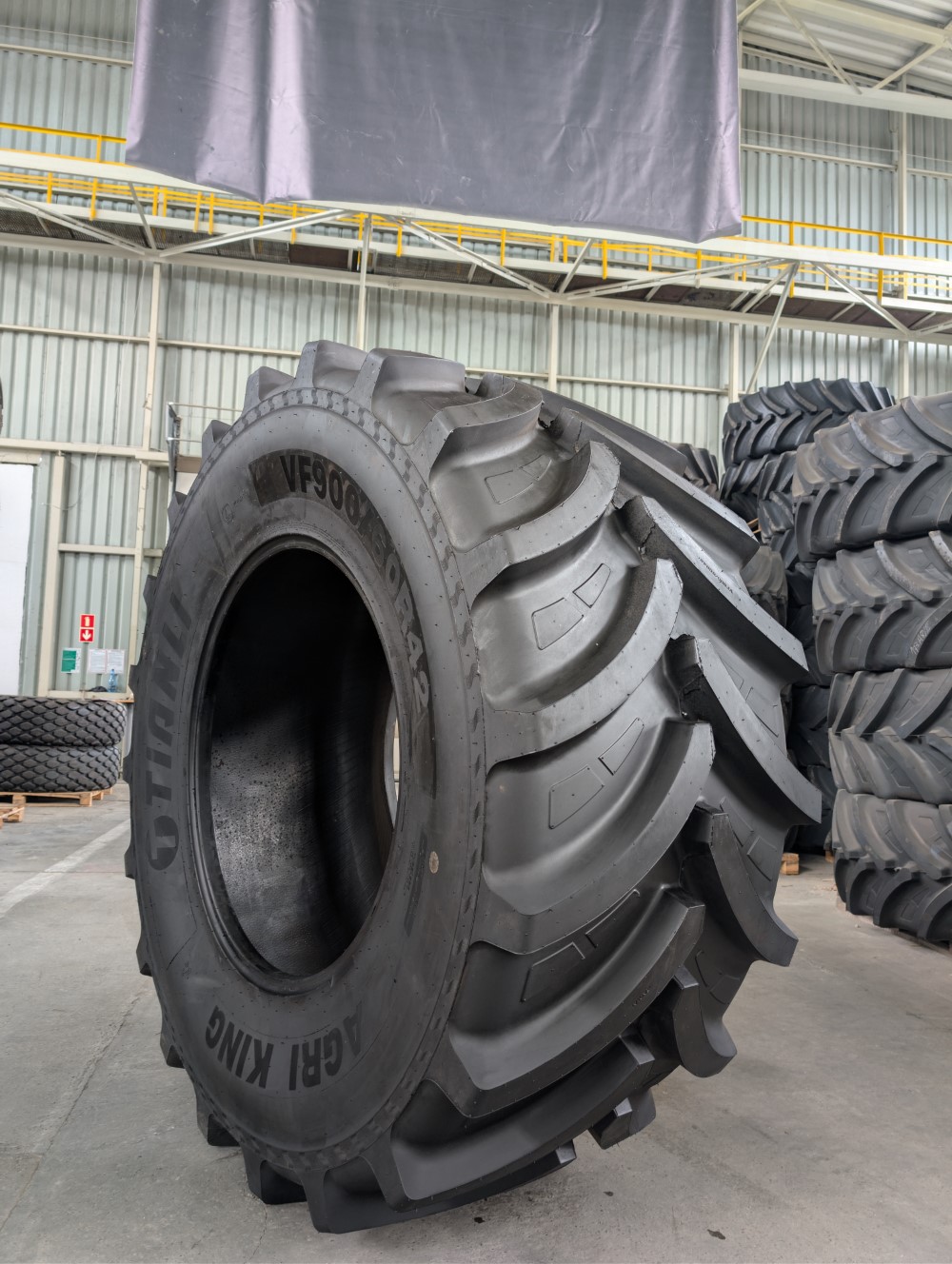 VF900/60R42 Tianli AGRI KING 189D/186E TL 2 VF900/60R42 Tianli AGRI KING 189D/186E TL 2