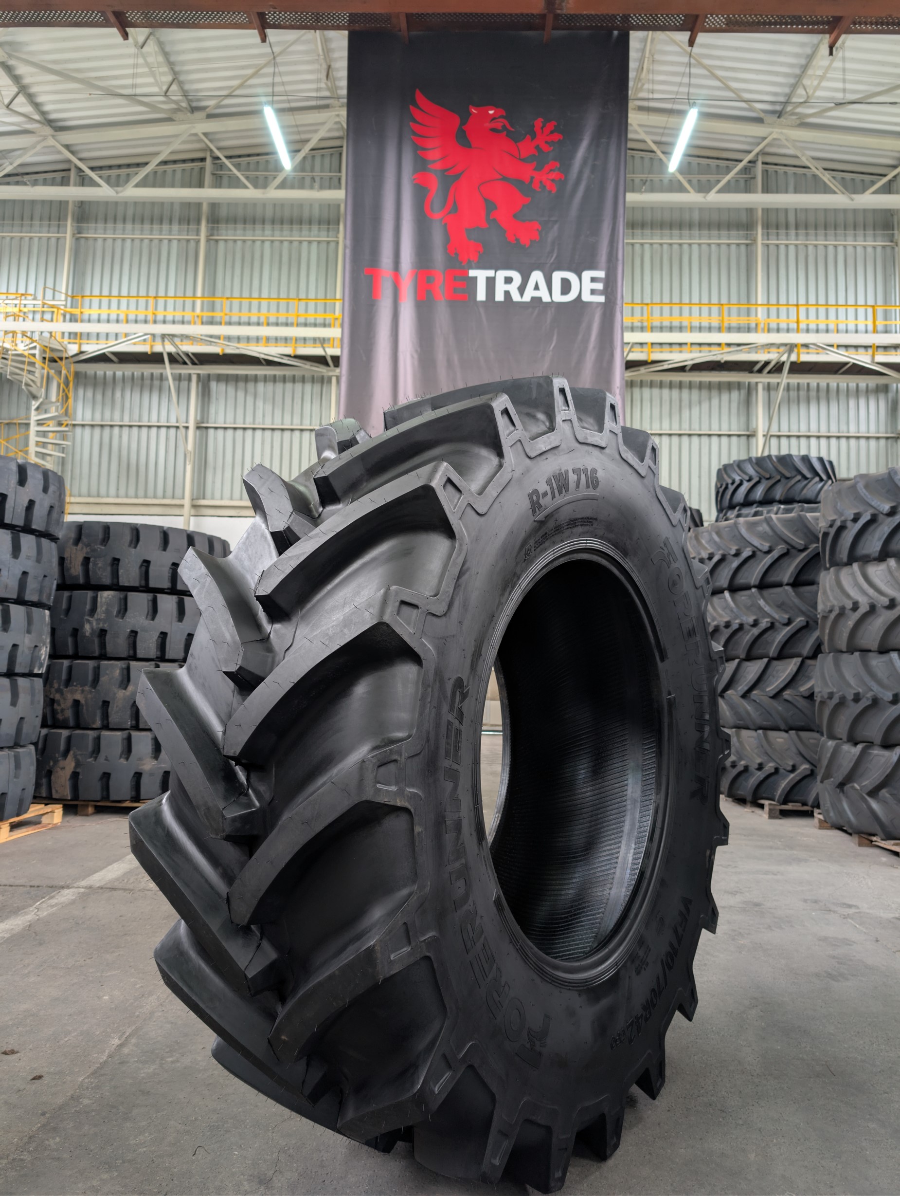 VF710/70R42 FORERUNNER QH716 R-1W 182D TL 1 VF710/70R42 FORERUNNER QH716 R-1W 182D TL 1
